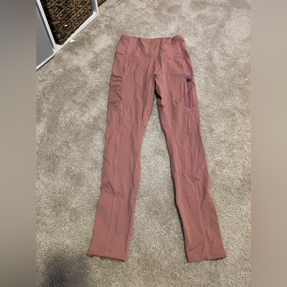 fabletics leggings - Picture 3 of 3